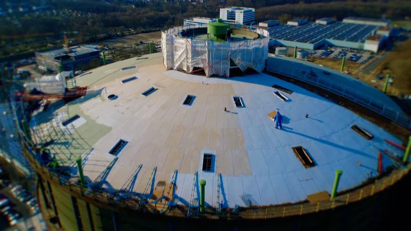 Fotogramma: Monumento industriale - Gasometro - Riprese con drone