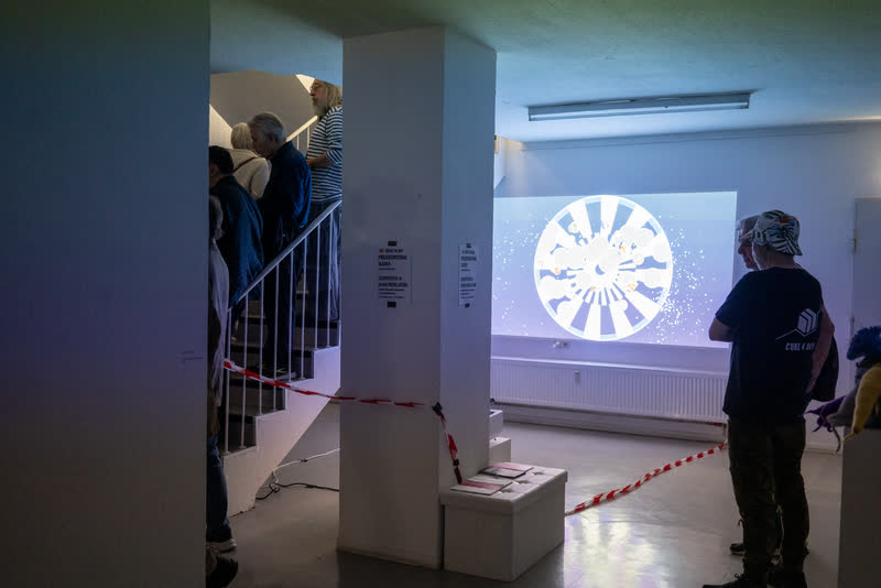 UHRWERK – opera immersiva di Tobias Post nella mostra “Zeit fließt”, Forum Kunst & Architektur Essen